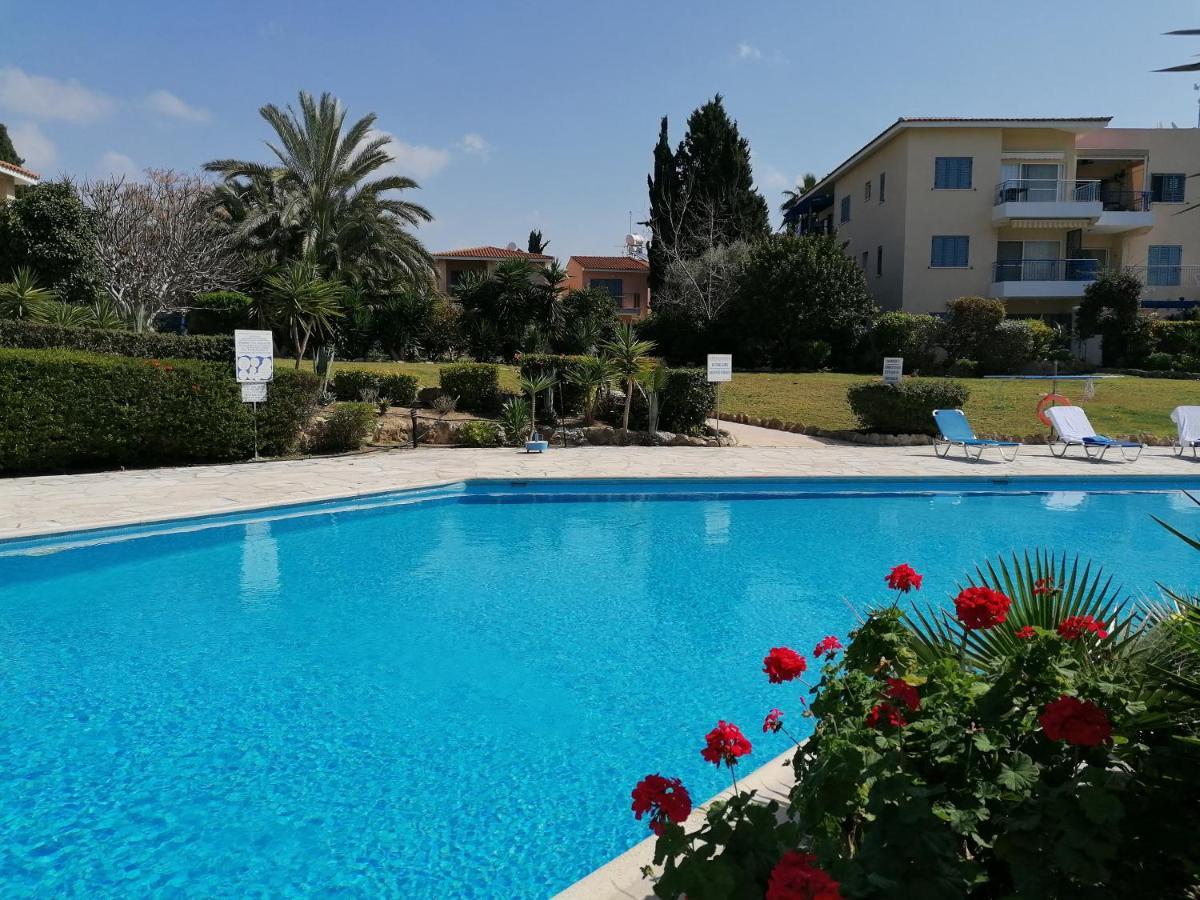 Paradise Gardens II Anastasia Apartment Pafos Exterior foto
